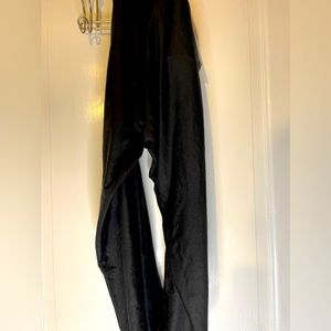 Beyond Yoga Infinity Scarf with Zipper Pocket.